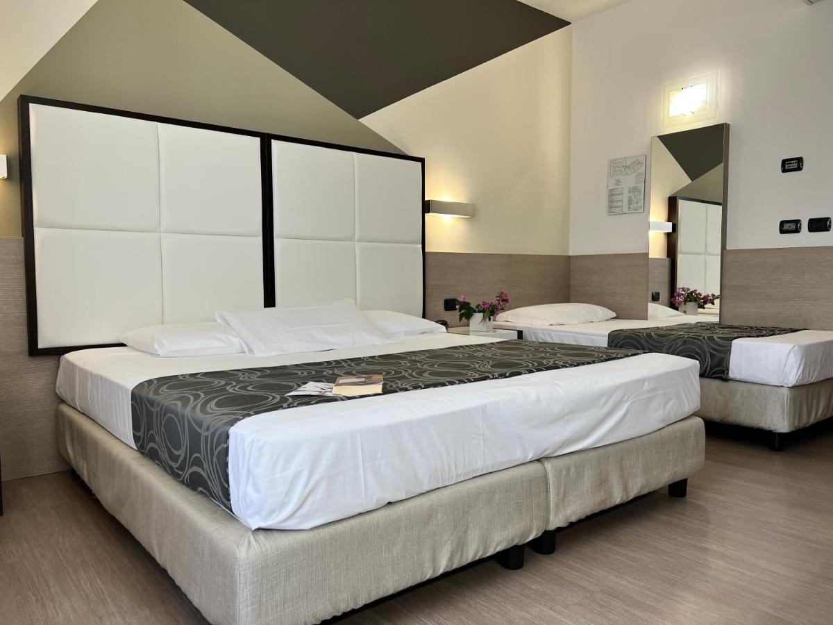 Hotel Gardenia رومانو كانافيسي المظهر الخارجي الصورة