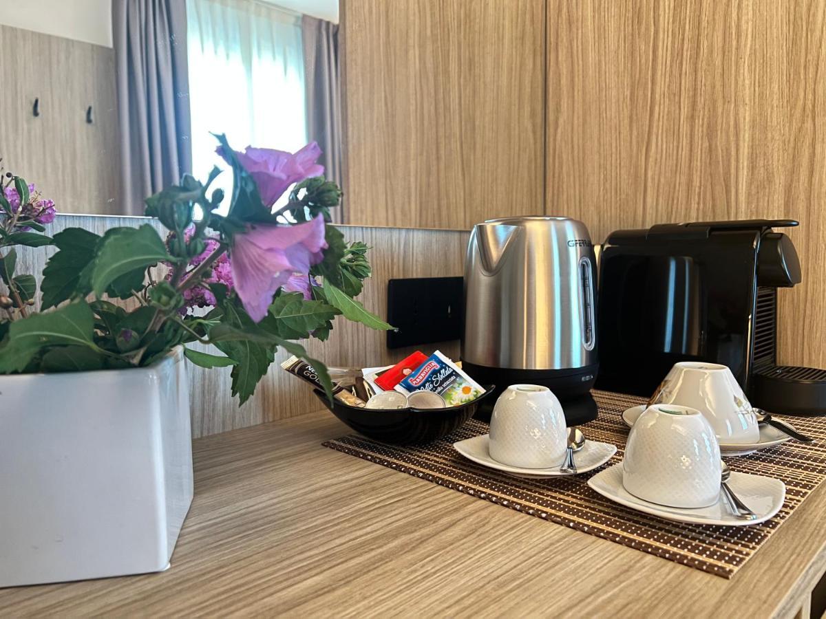 Hotel Gardenia رومانو كانافيسي المظهر الخارجي الصورة