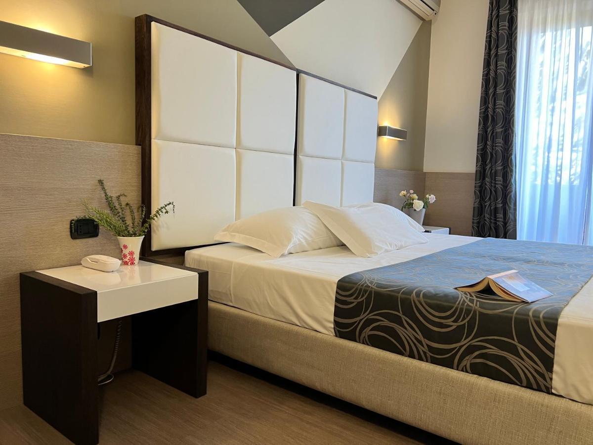 Hotel Gardenia رومانو كانافيسي المظهر الخارجي الصورة