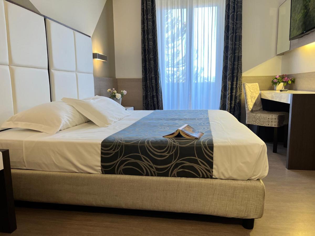 Hotel Gardenia رومانو كانافيسي المظهر الخارجي الصورة