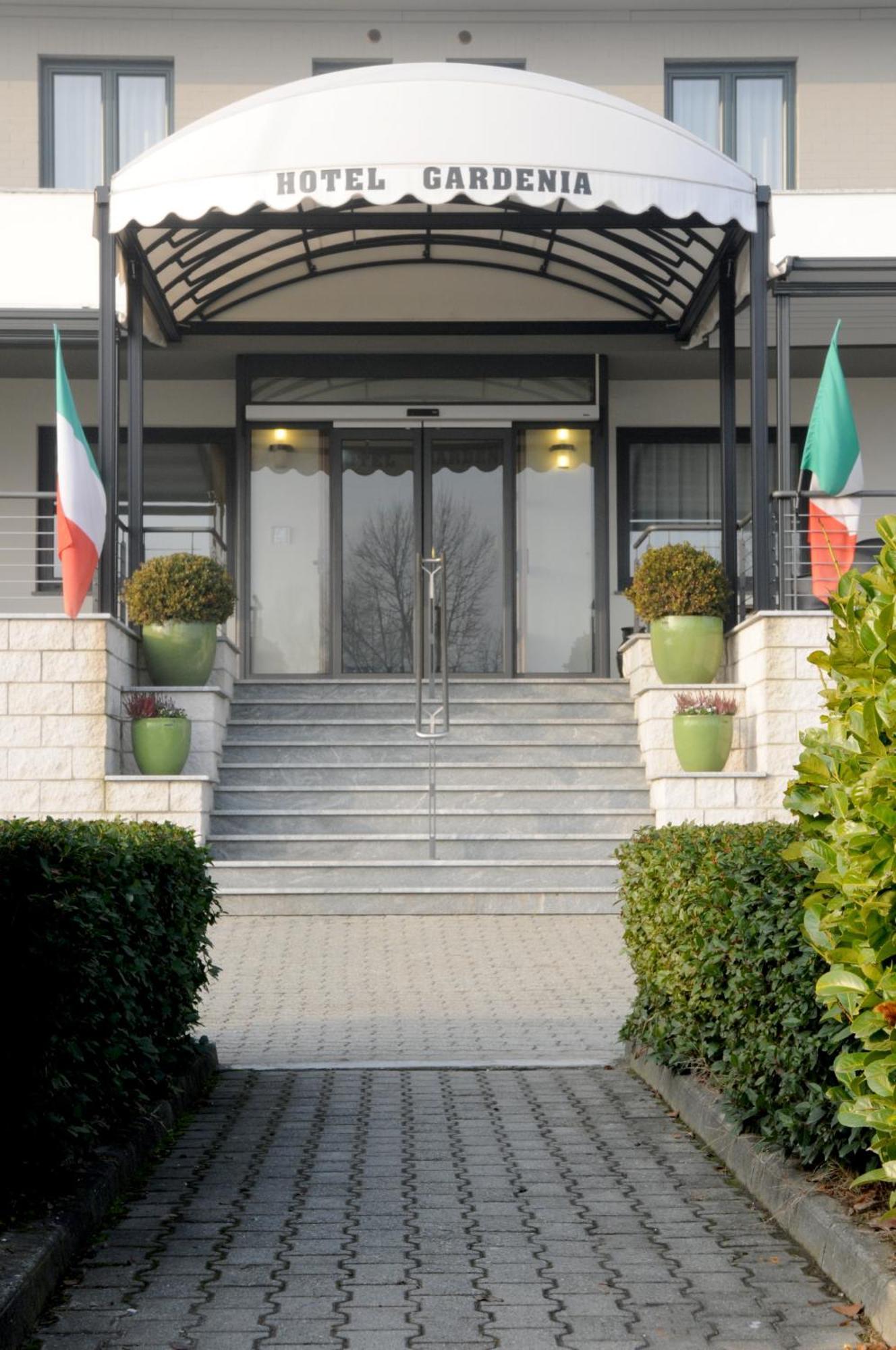 Hotel Gardenia رومانو كانافيسي المظهر الخارجي الصورة