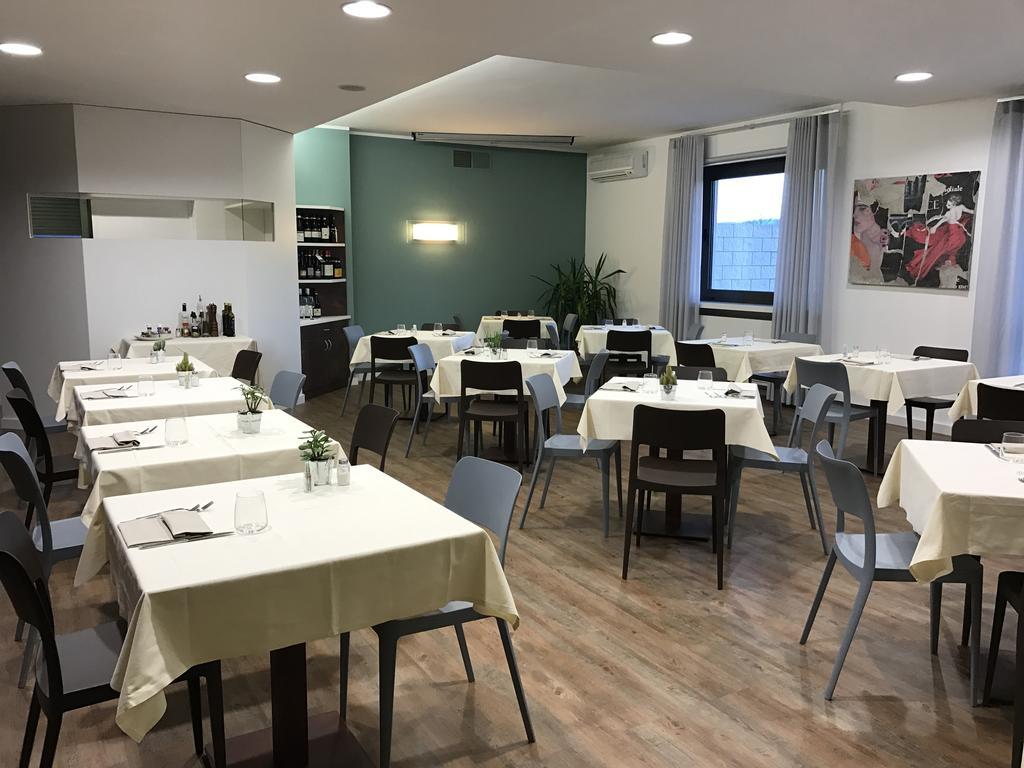 Hotel Gardenia رومانو كانافيسي المظهر الخارجي الصورة