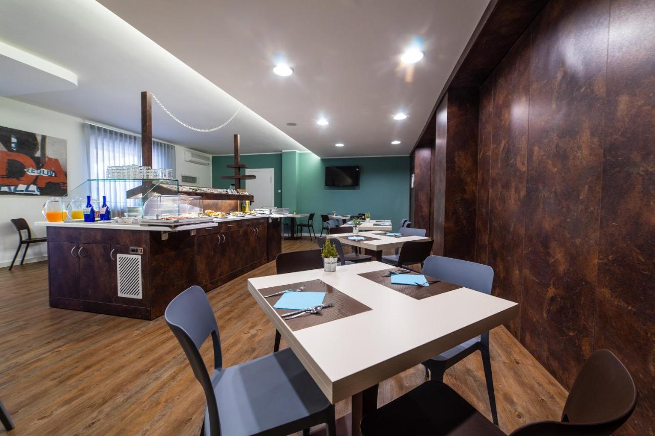 Hotel Gardenia رومانو كانافيسي المظهر الخارجي الصورة