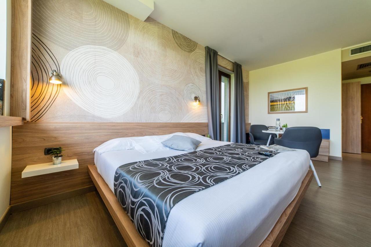 Hotel Gardenia رومانو كانافيسي المظهر الخارجي الصورة