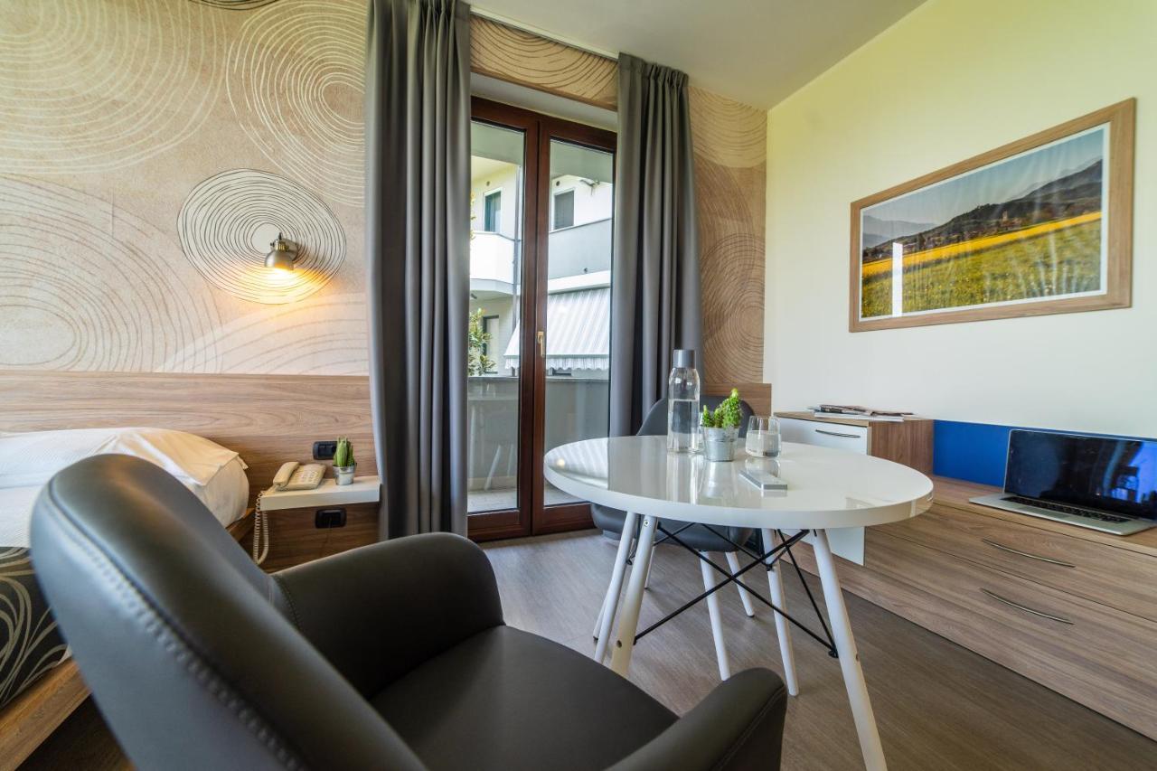 Hotel Gardenia رومانو كانافيسي المظهر الخارجي الصورة
